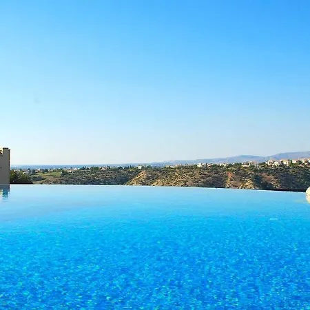 Kz01 - Modern Ground Floor In The Heart Of Aphrodite Hills