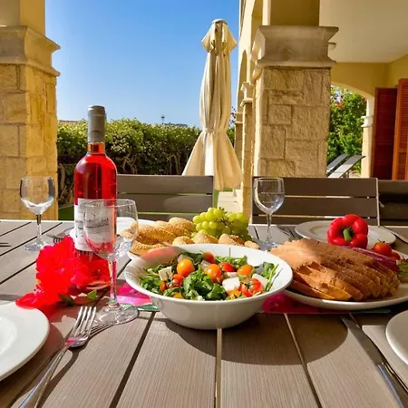 Apartmán Kz01 - Modern Ground Floor In The Heart Of Aphrodite Hills *