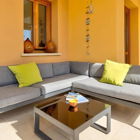 Kz01 - Modern Ground Floor In The Heart Of Aphrodite Hills Appartement Kouklia