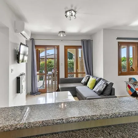 Apartment Kz01 - Modern Ground Floor In The Heart Of Aphrodite Hills *