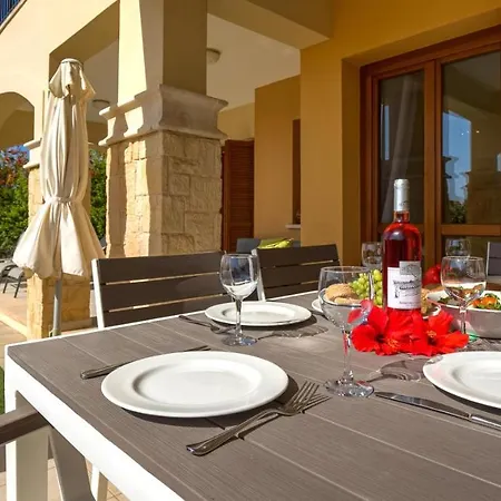 Apartmán Kz01 - Modern Ground Floor In The Heart Of Aphrodite Hills Kouklia